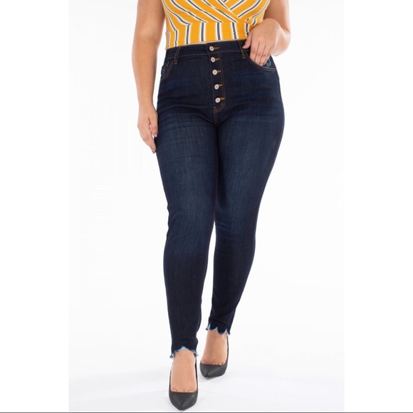KanCan Denim - ⭐️last pair ⭐️kancan plus skinny button fly jeans